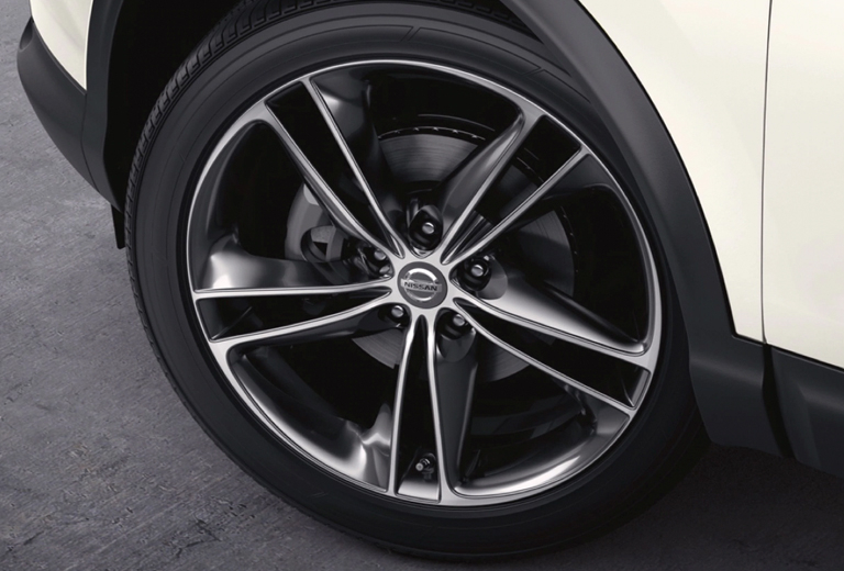 Roue Véhicule Rimouski Nissan